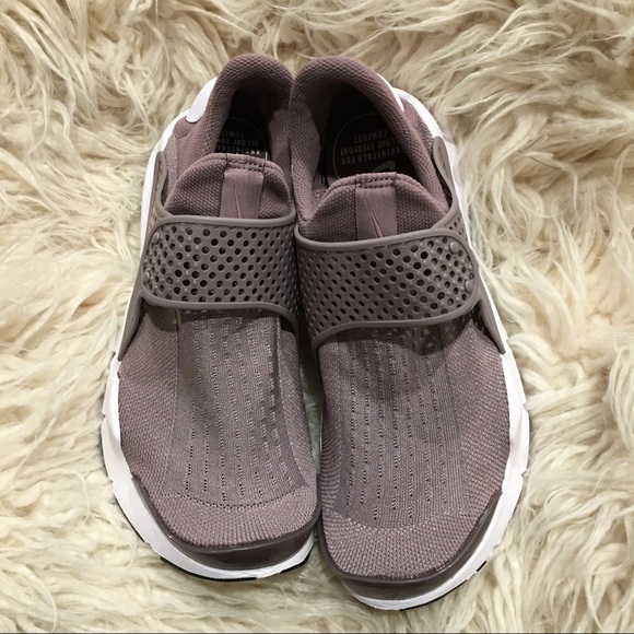 ❗️SALE❗️ Nike Sock Dart - Picture 5 of 8